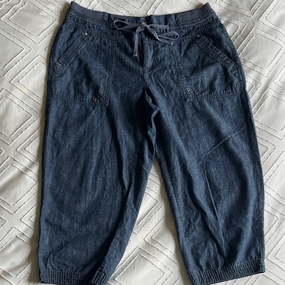 White Stag Blue Capris